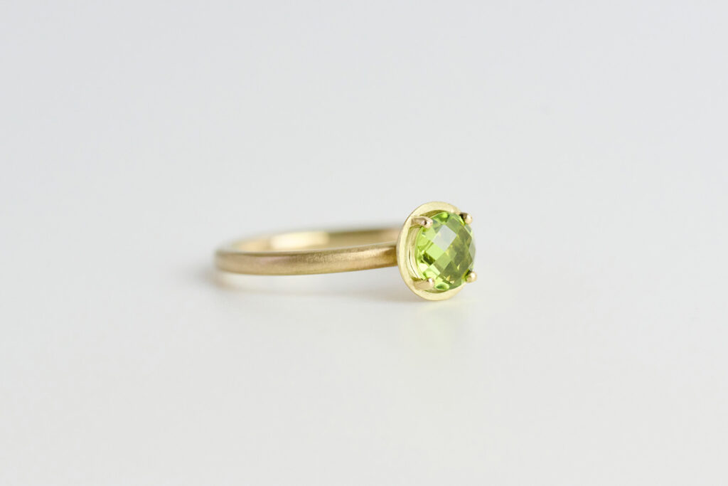 Ring Peridot